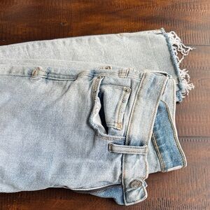 Kensie Light Gray Ankle Jeans